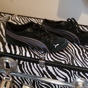 Puma sneakers 6.5